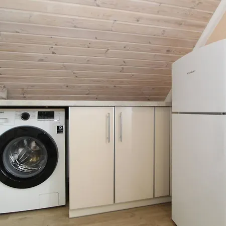 на 10 фонтана Apartment Odesa